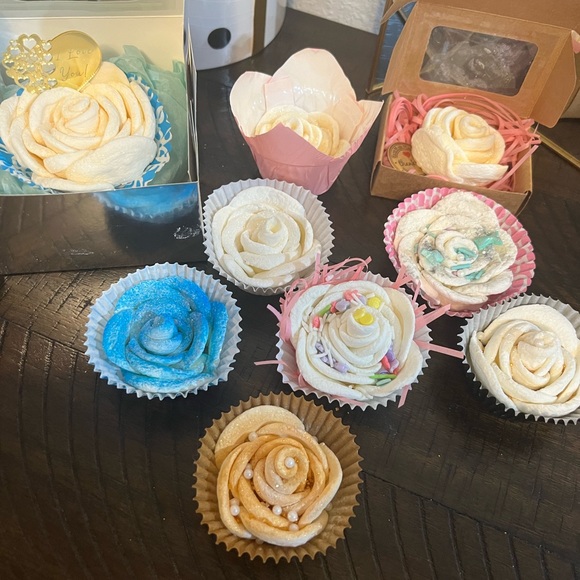 Roses - Picture 3 of 7